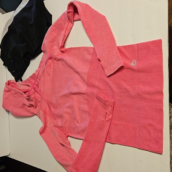 2 For 1 Ladies Workout Set. - Picture 2 of 12